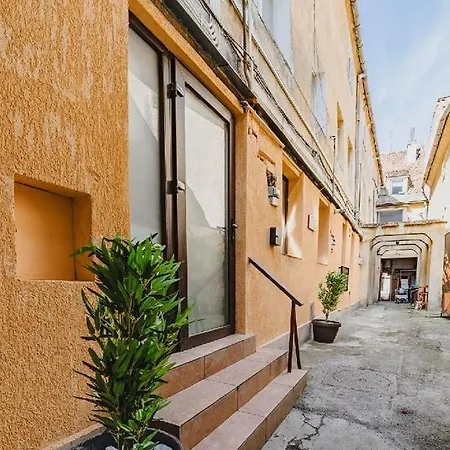 Republicii Premium Apartment *